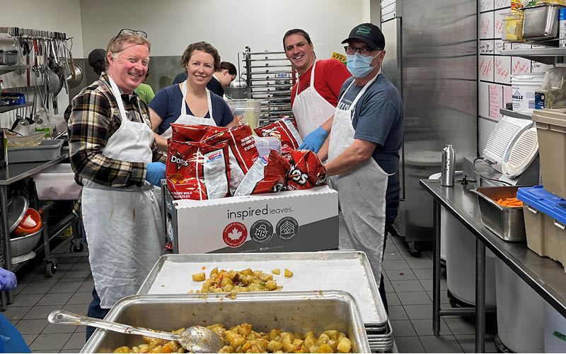 Read more about the article Saskatoon doctors supporting the community